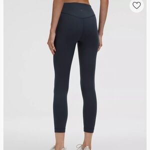 NWT Wunder Under Smooth Cover High-Rise Tight 25" True Navy Leggings Size 6